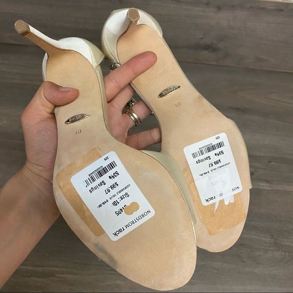 Badgley Mischka | Sindy Ivory Satin Crystal Sandal - Picture 12 of 14